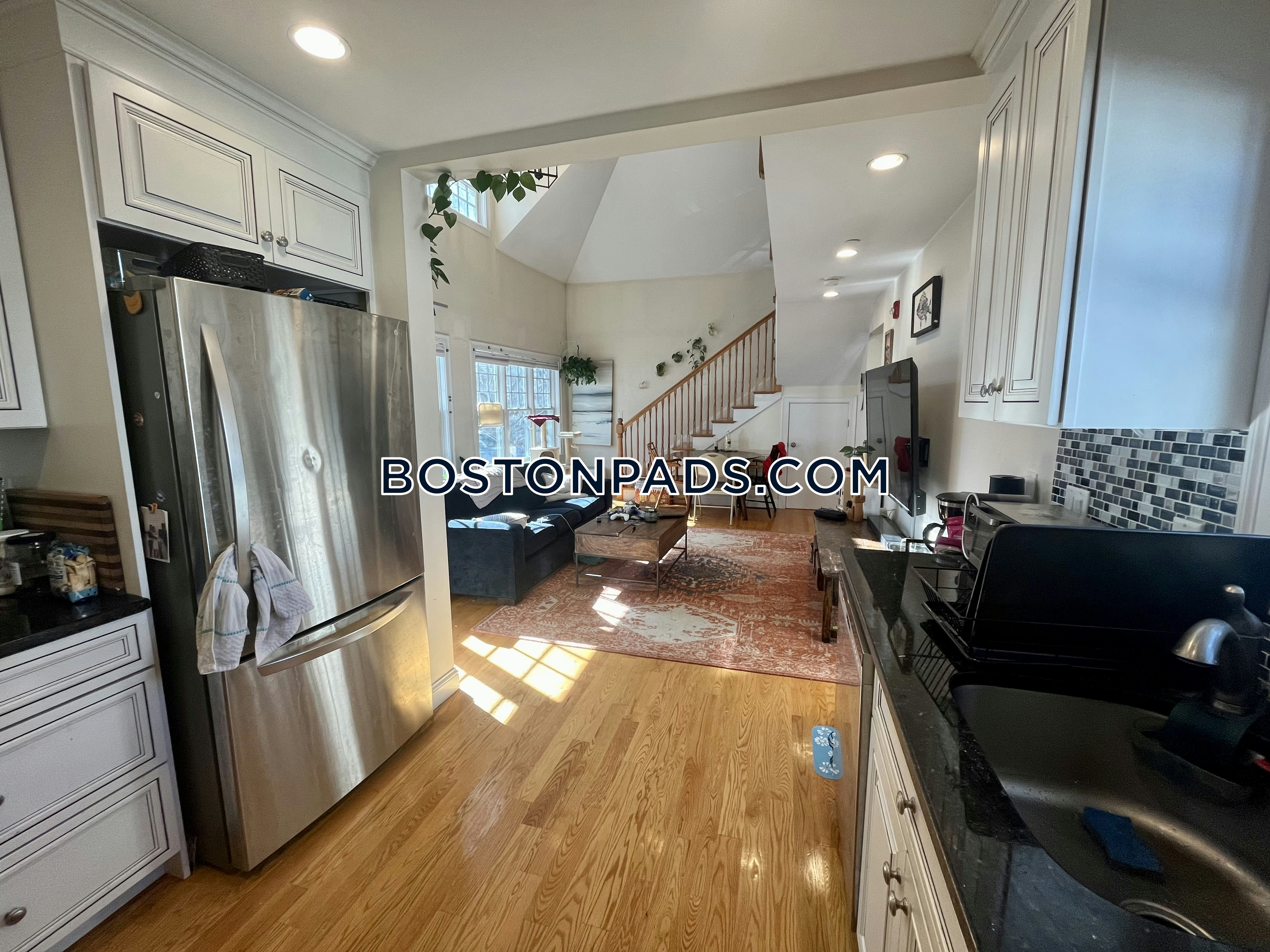 2 bed, 1 bath apartment for rent at 581 Cambridge St Unit R, Allston — photo 3 of 9
