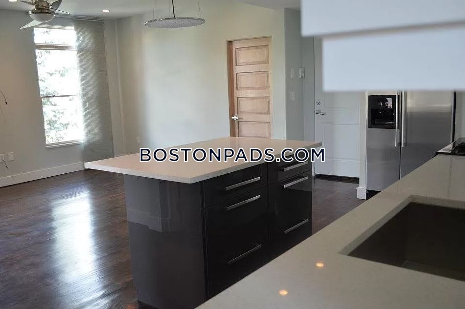 4 bed, 2 bath apartment for rent at 44 Saint Margaret Unit 3, Dorchester — photo 7 of 9