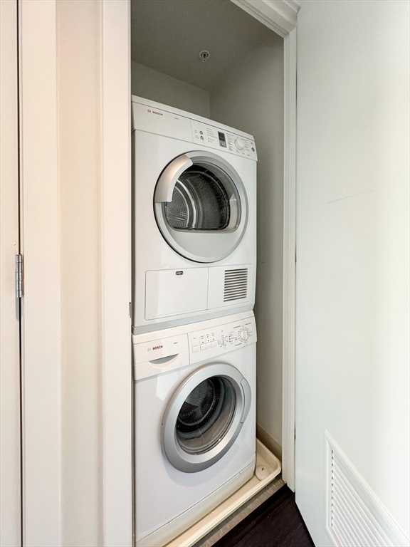 110 Stuart St, Back Bay