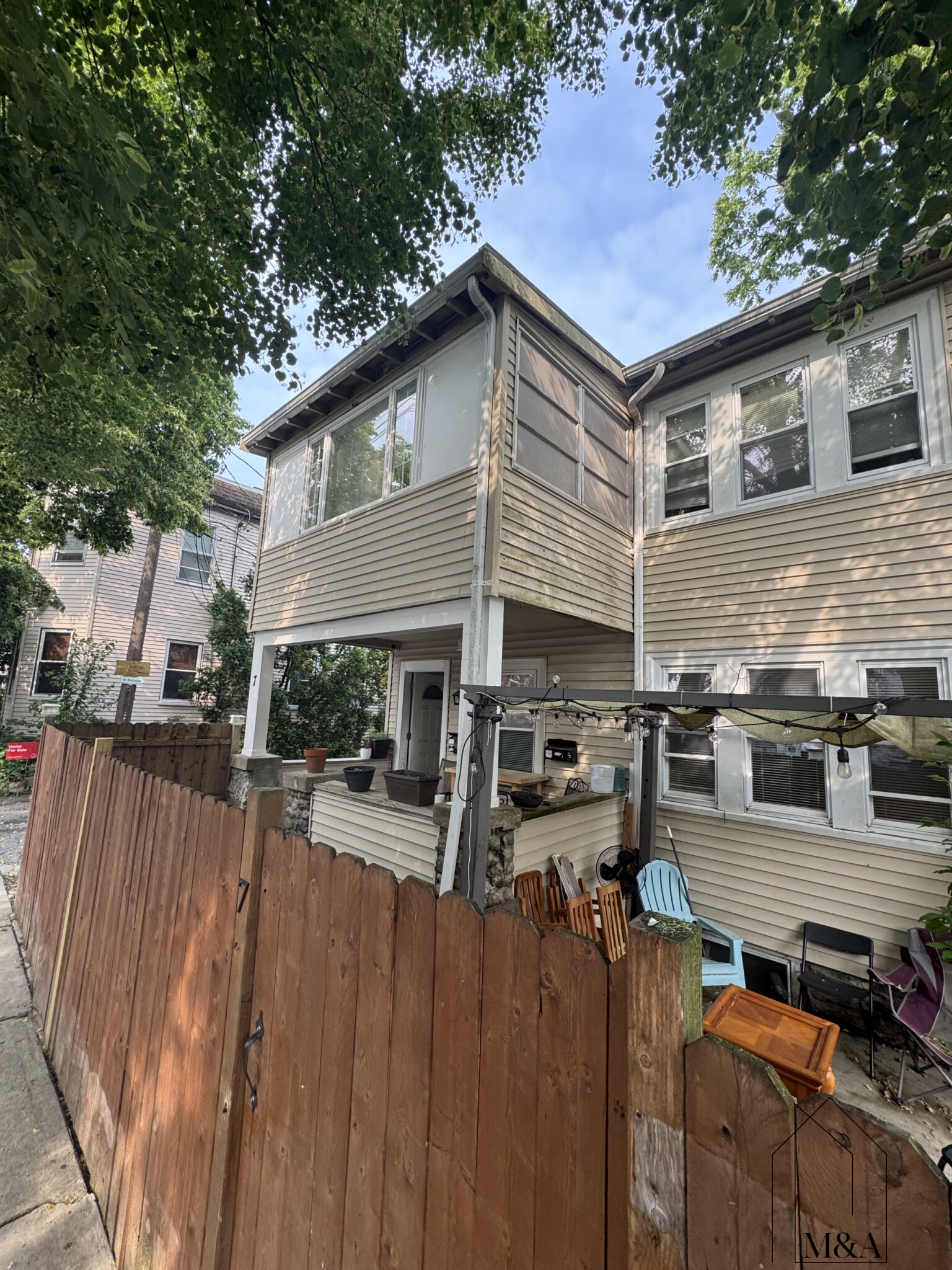 7 Monastery Rd, Brighton