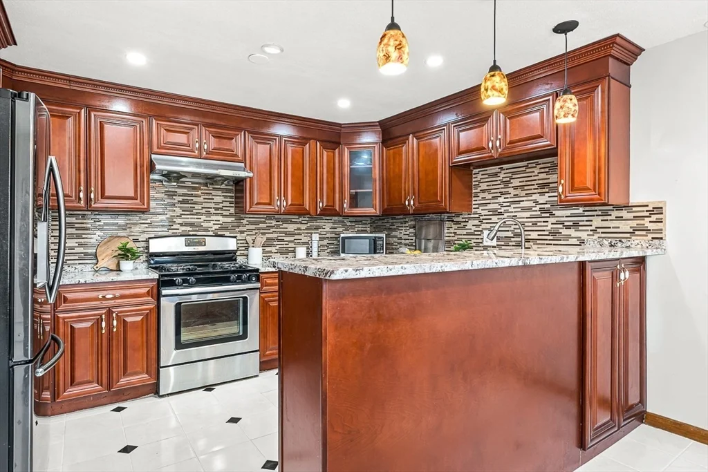 35 Fells Avenue Ter, North Medford