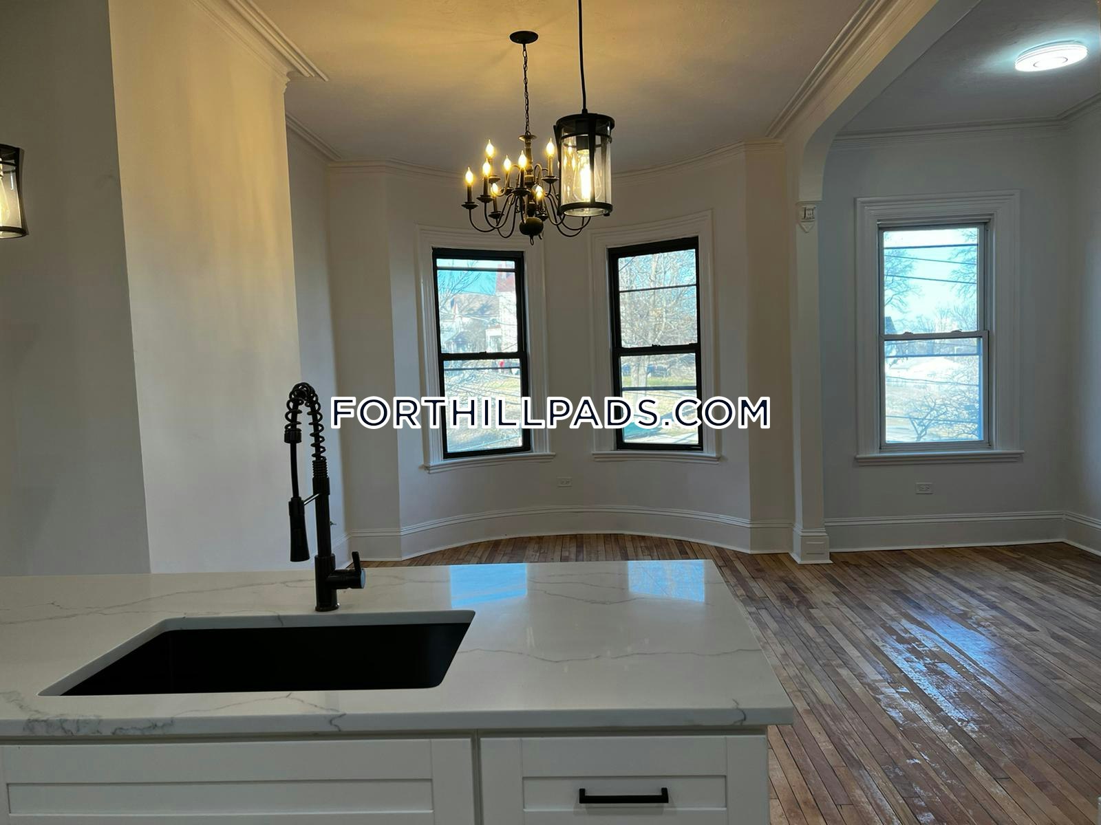 3 bed, 3 bath apartment for rent at 22 Cedar St Unit 2, Roxbury — photo 34 of 40
