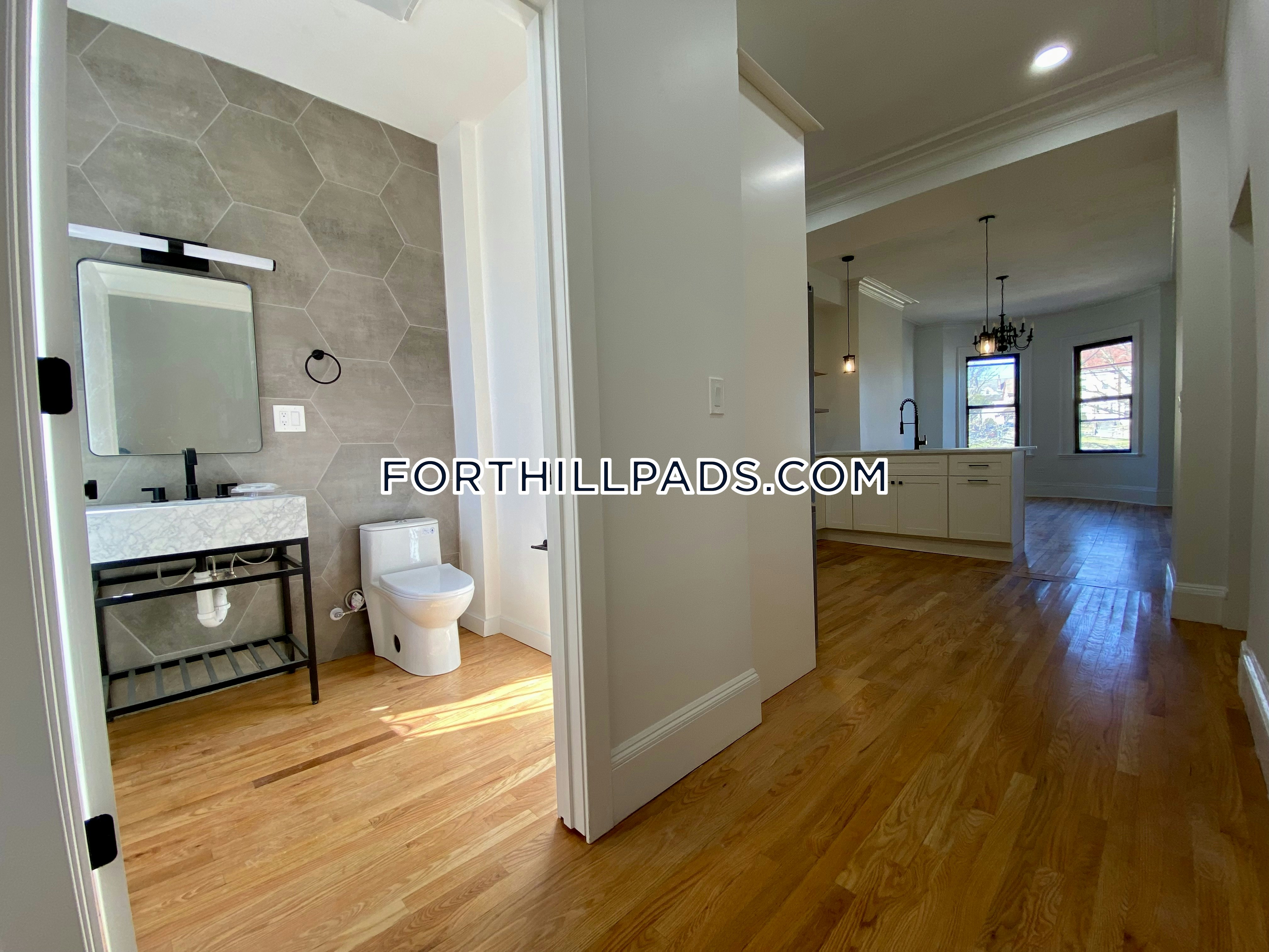 3 bed, 3 bath apartment for rent at 22 Cedar St Unit 2, Roxbury — photo 3 of 40