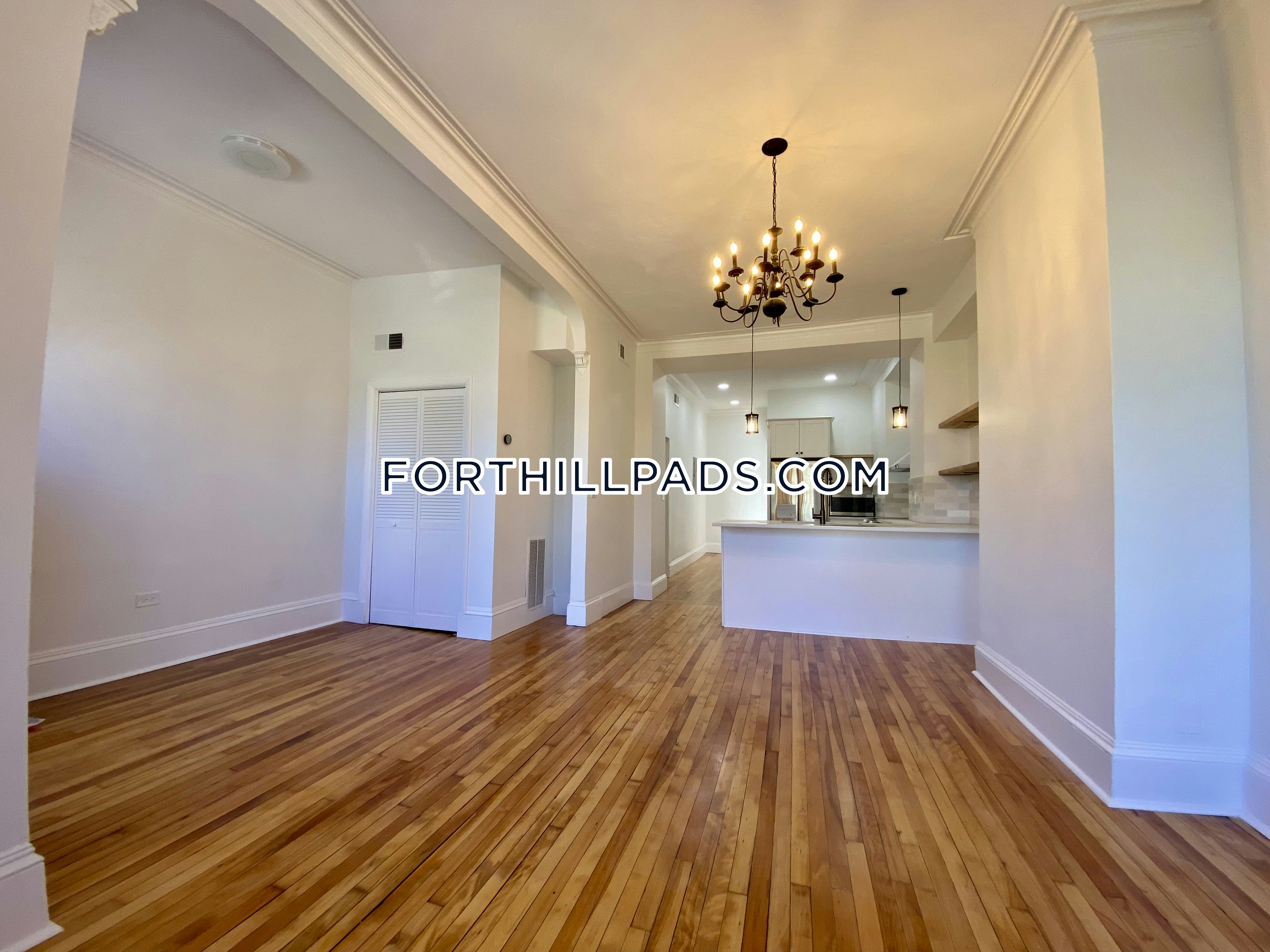 3 bed, 3 bath apartment for rent at 22 Cedar St Unit 2, Roxbury — photo 4 of 40