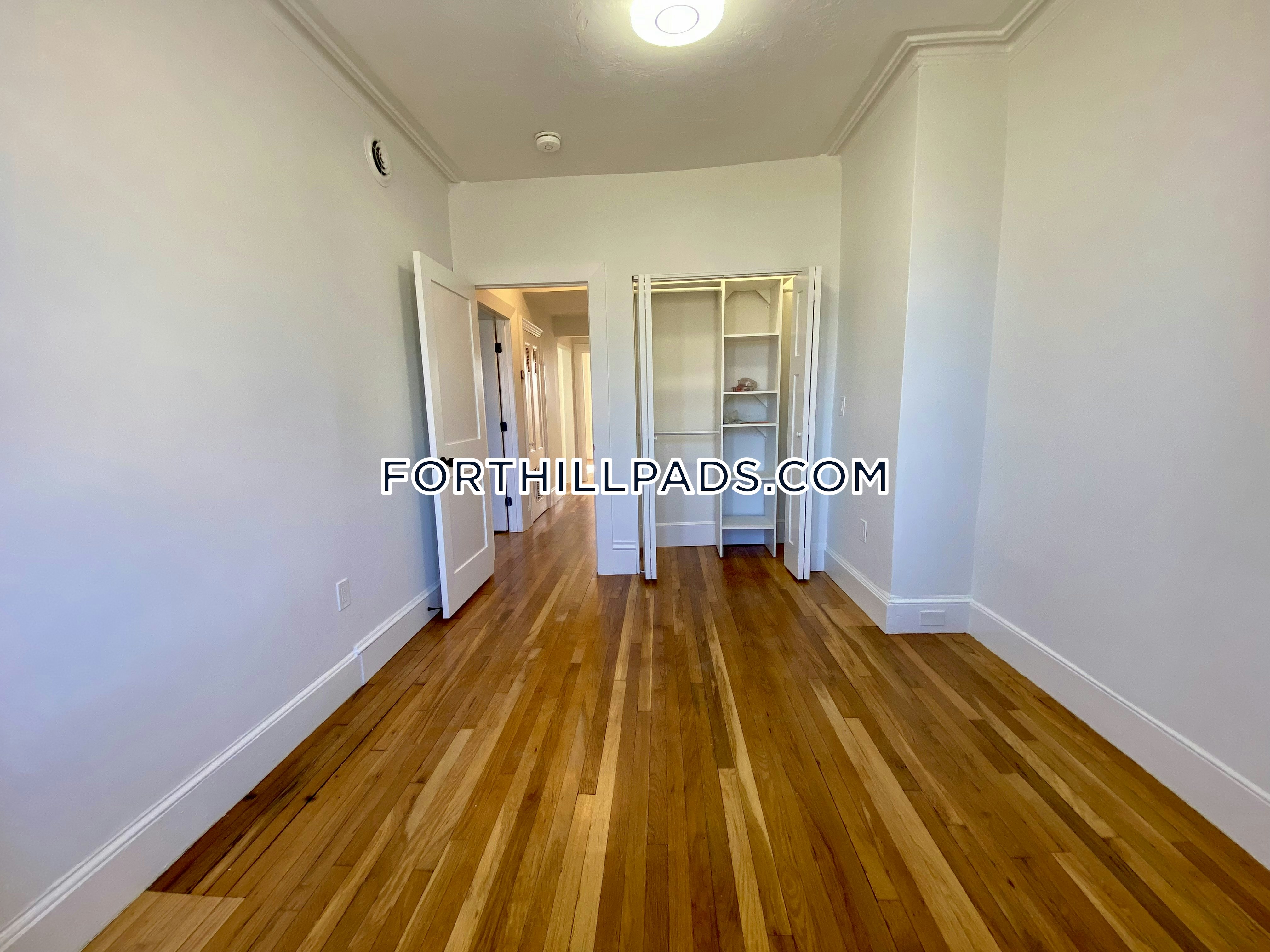 3 bed, 3 bath apartment for rent at 22 Cedar St Unit 2, Roxbury — photo 18 of 40