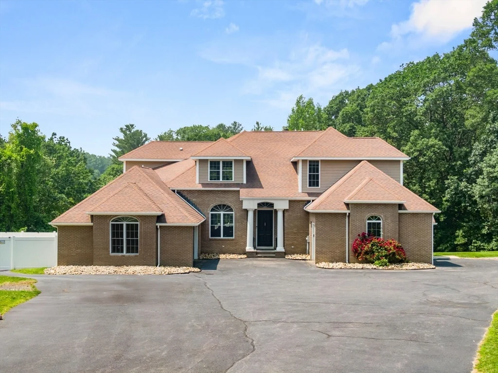 31 Cedar St, North Reading