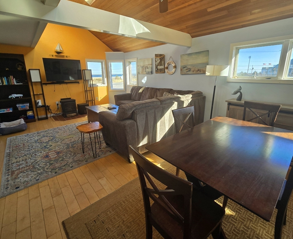 4 79th St, Plum Island