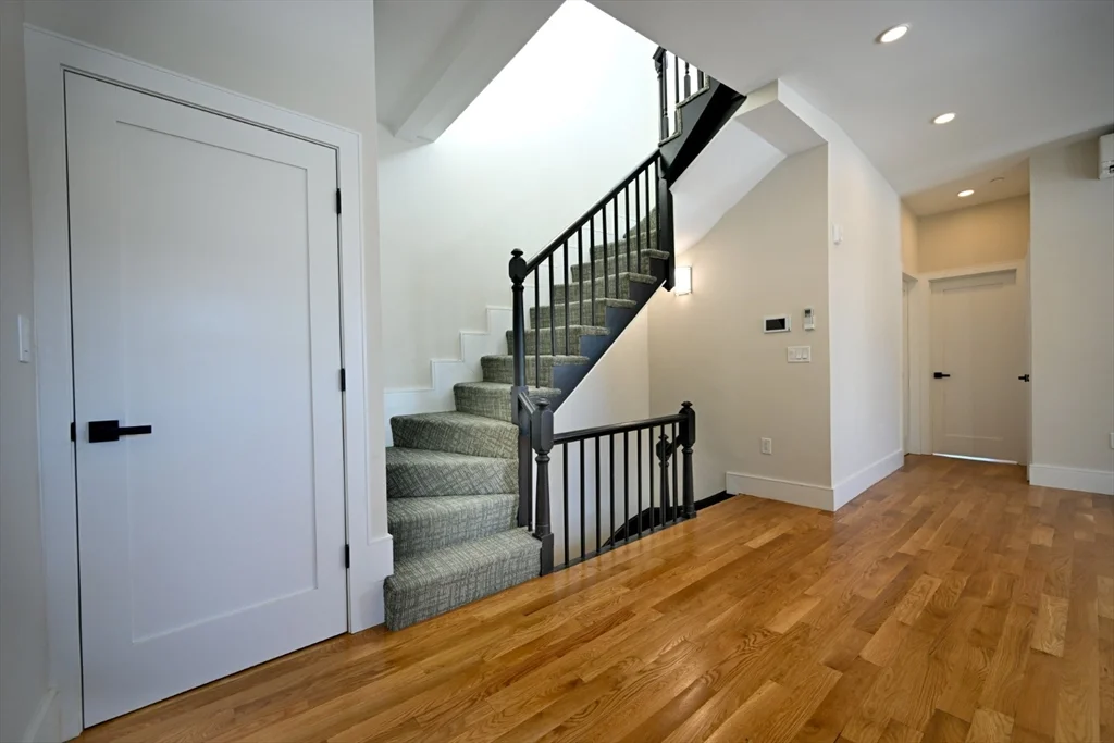 18 Winchester St, Back Bay