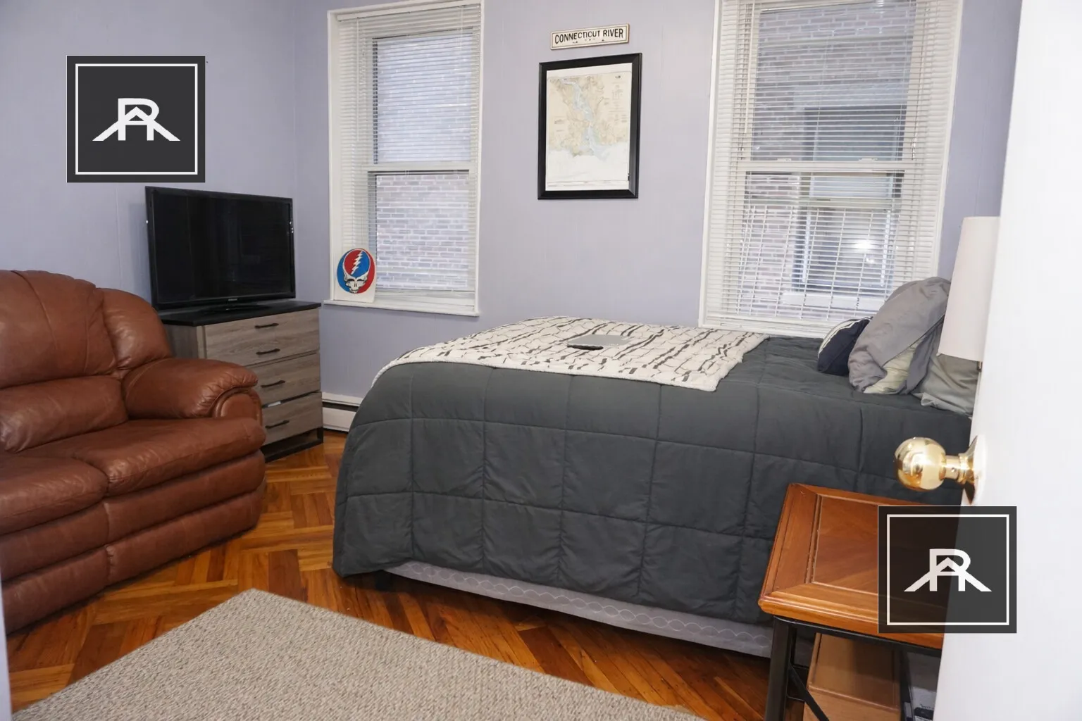 11 Aberdeen St, Fenway
