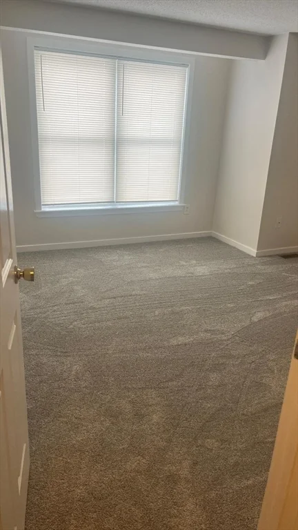 10 Groton Rd, Westford