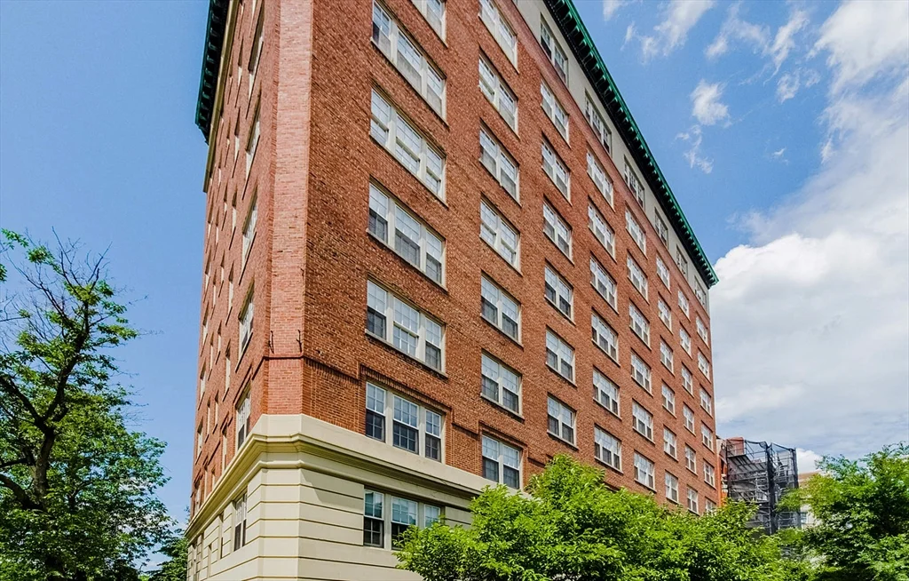 534 Beacon St, Back Bay