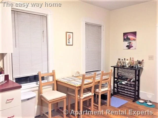 30 Prichard Ave, Davis Square