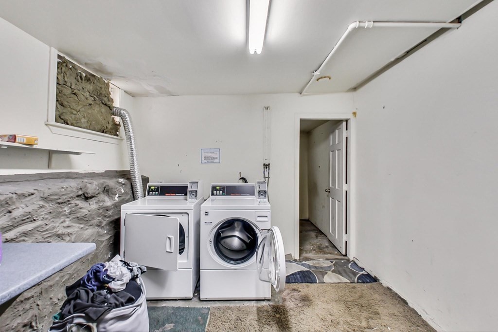 47 Hillside St, Mission Hill