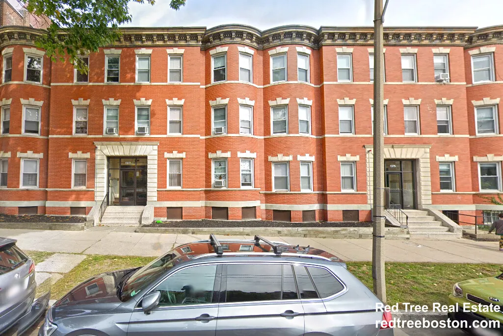 1375 Commonwealth Ave, Allston