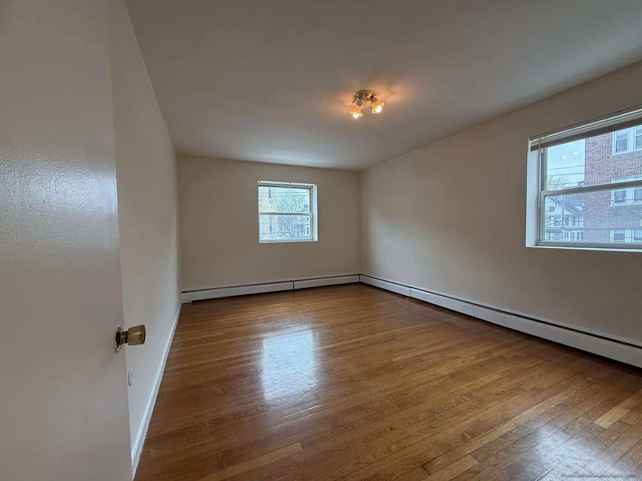 34 Gardner St, Allston