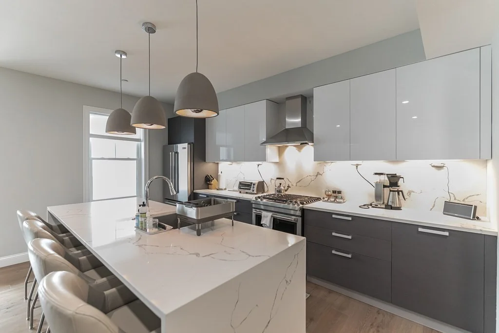 54 Pleasant St, Dorchester