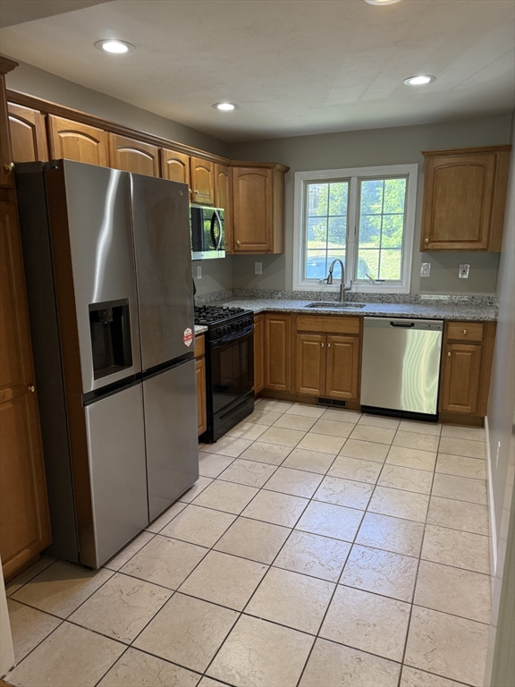 27 Shawmut Ave, Weymouth