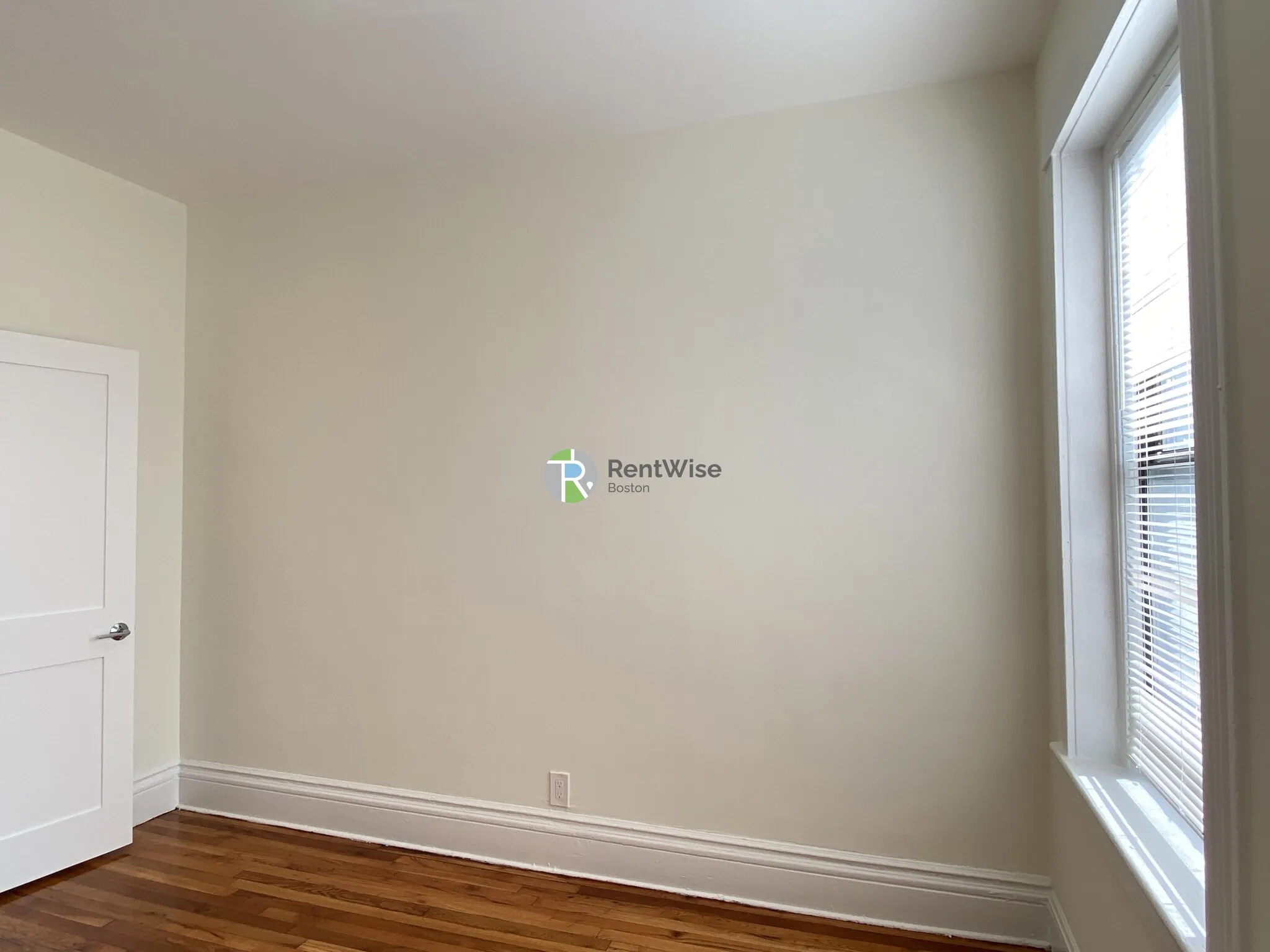 1302 Commonwealth Ave, Allston