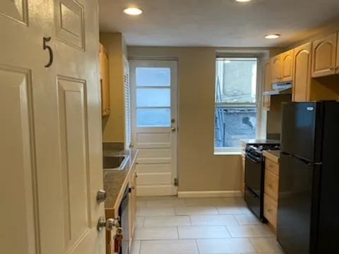 220 Hanover St, North End