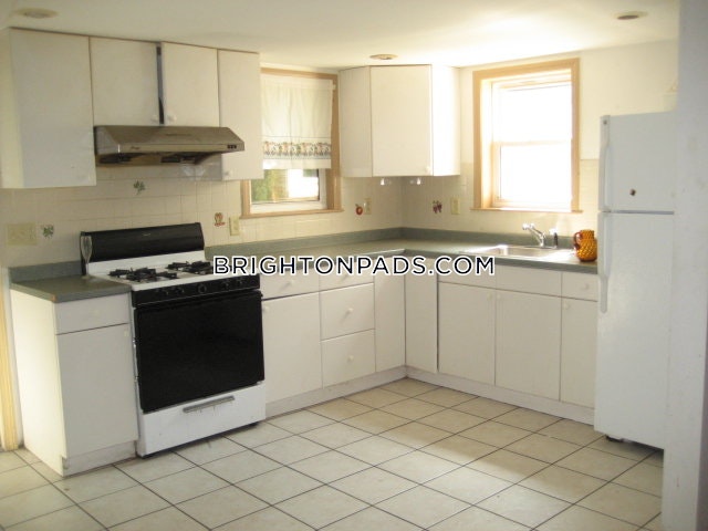 2 bed, 1 bath apartment for rent at 2 Platt Rd Unit 1, Brighton — photo 40 of 49