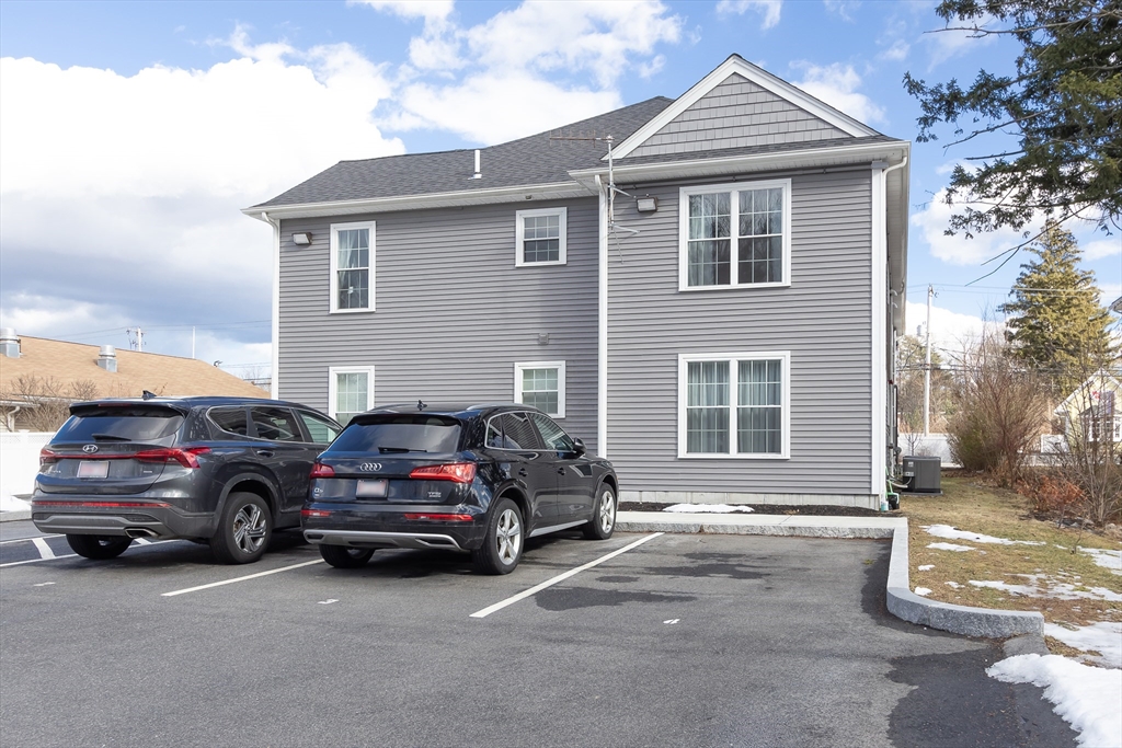 1093 Main St, Weymouth