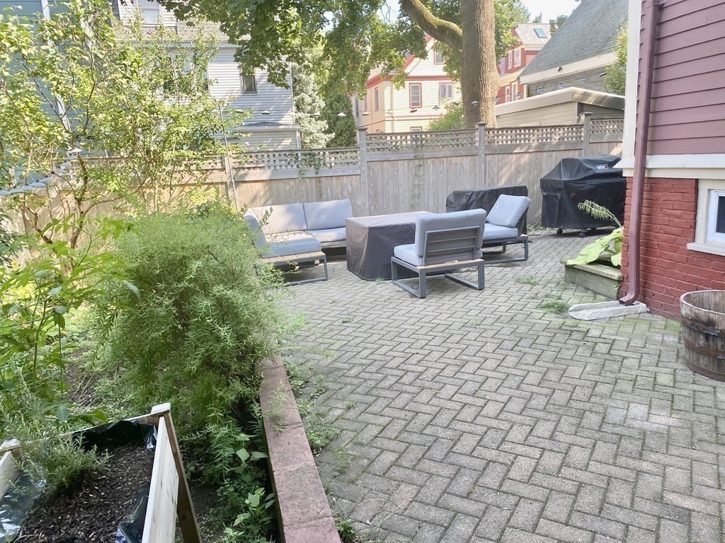 81 Benton, Powder House Square