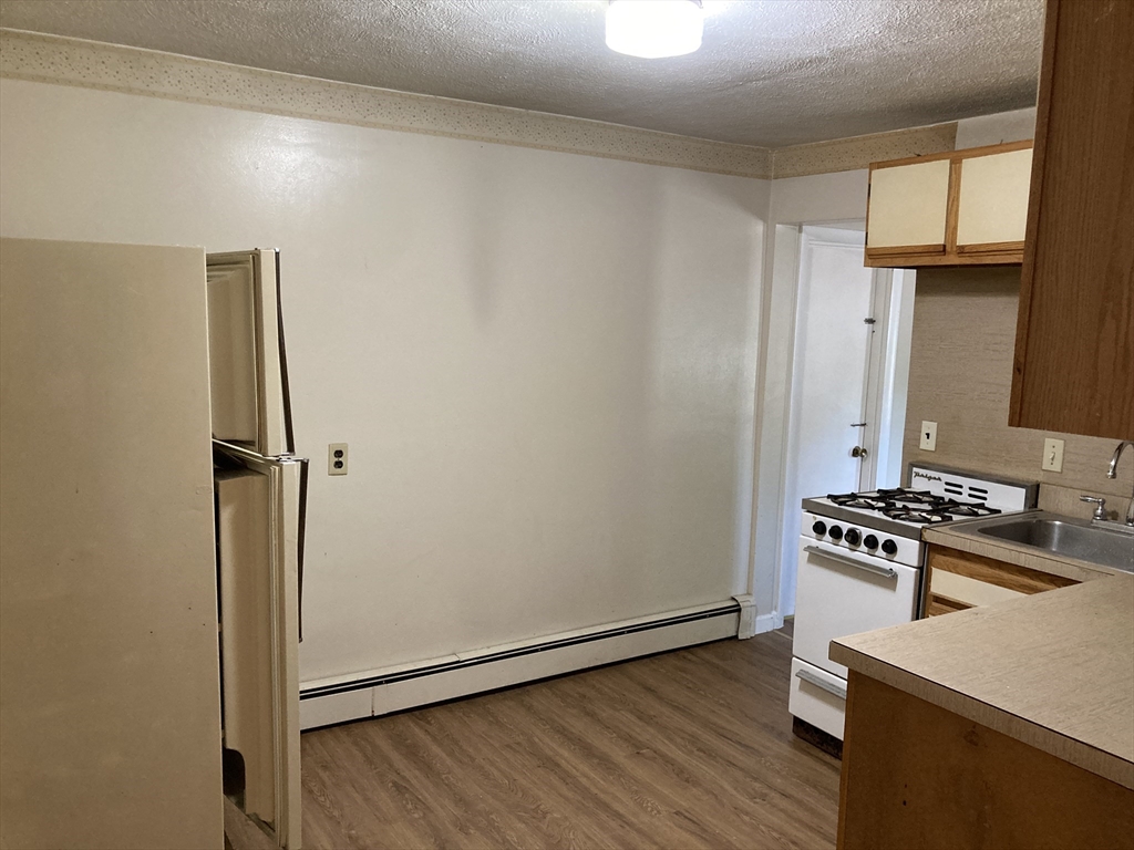 1 Gordon Ter, Quincy Center