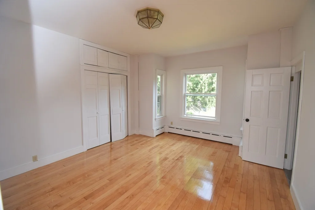 284 Central St, Mansfield