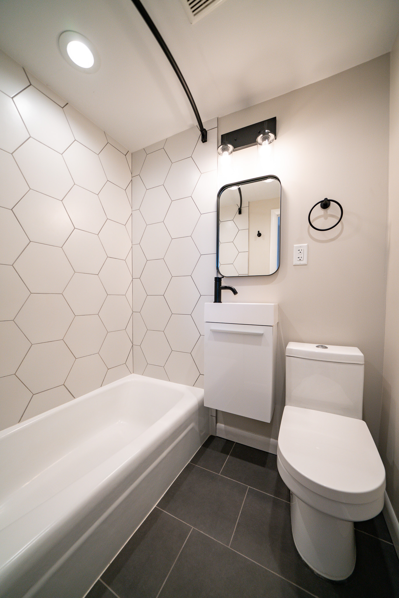 158 Saint Botolph St, Back Bay