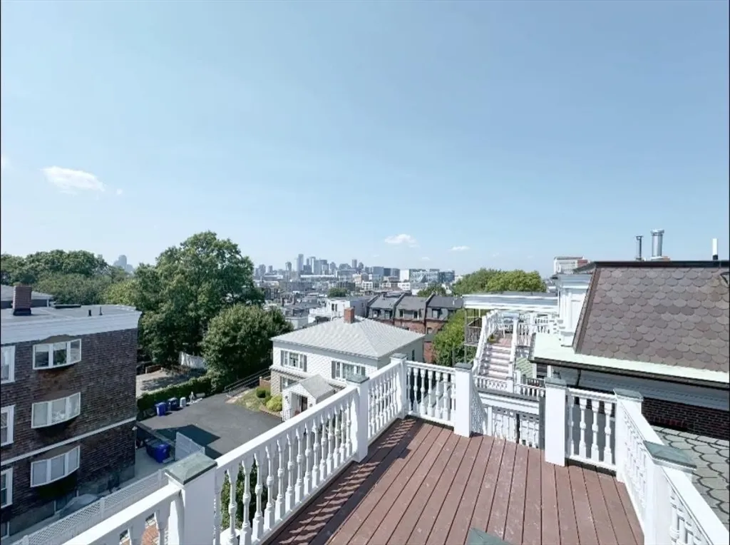 788 East Broadway, South Boston