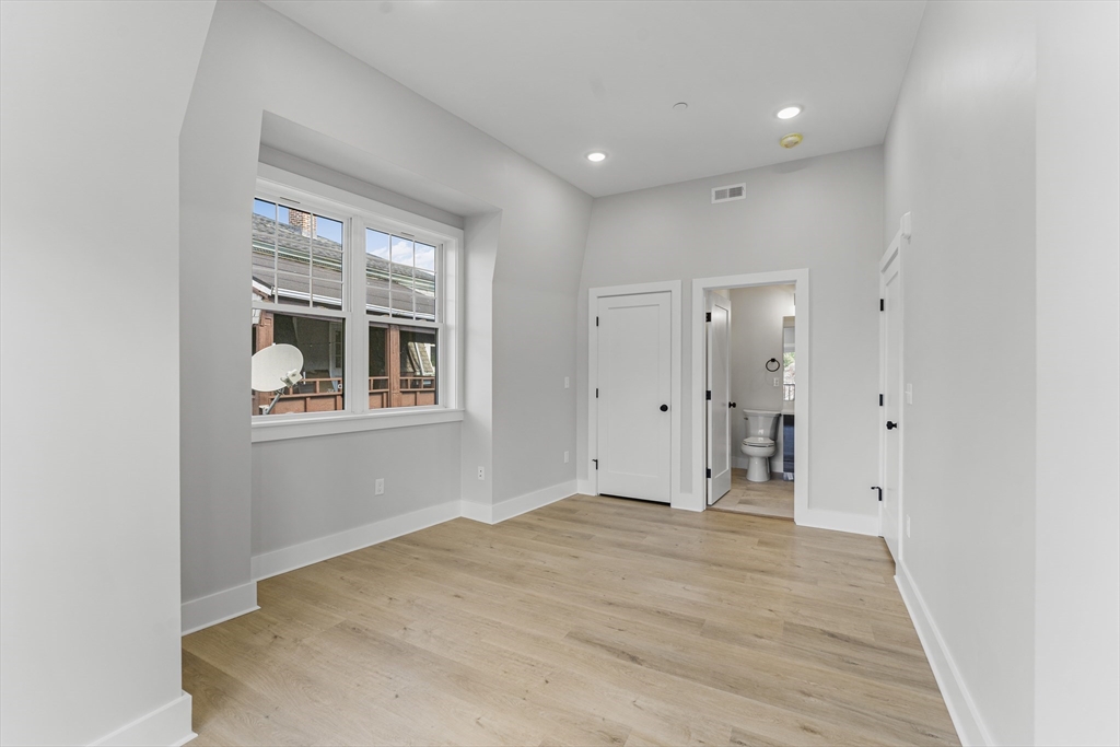 115 Thurston St, Winter Hill