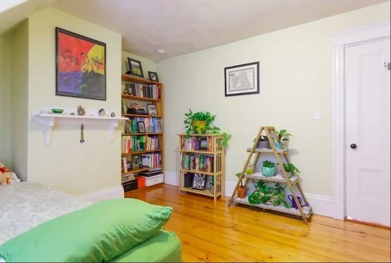 3 Hagar St, Jamaica Plain