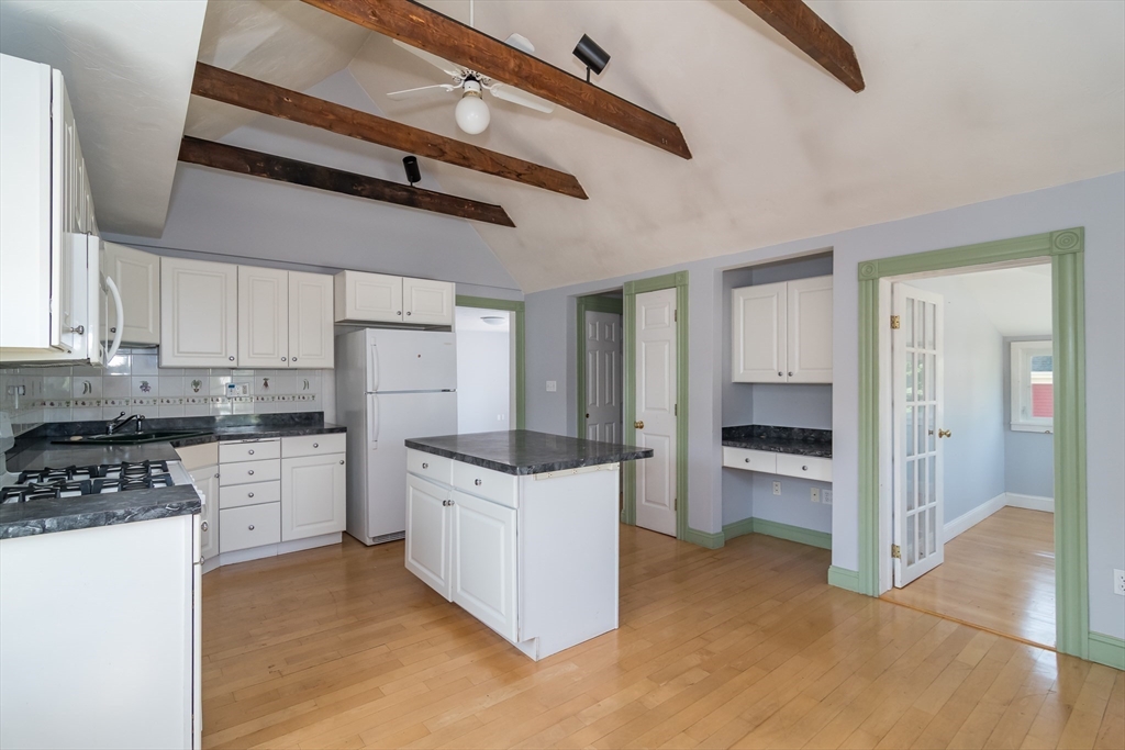 41 W Central, Natick