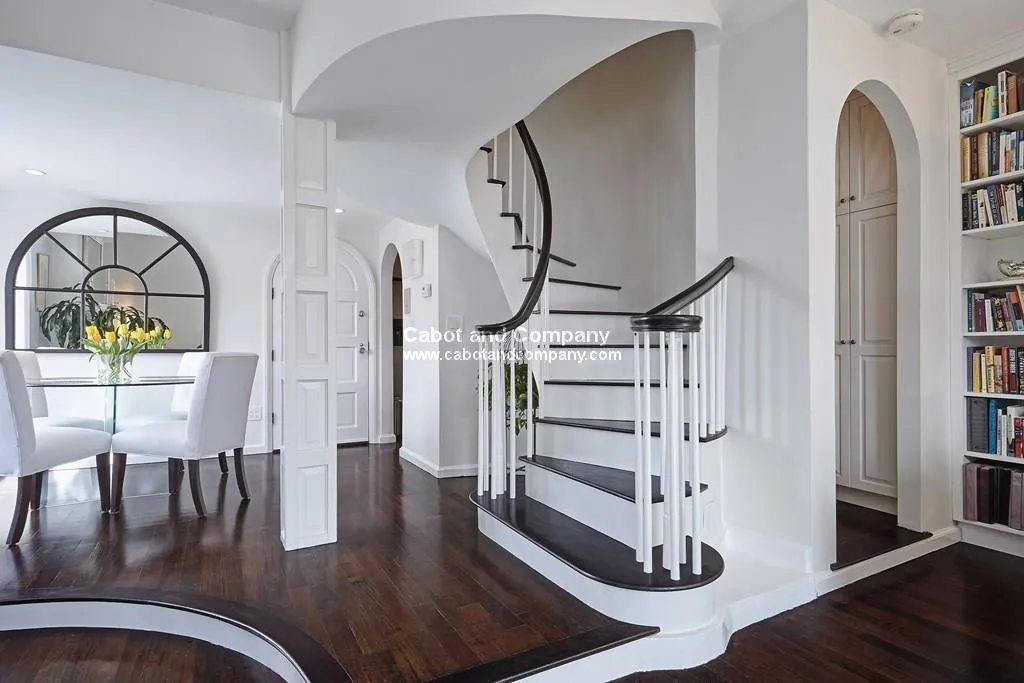 124 Beacon St, Back Bay