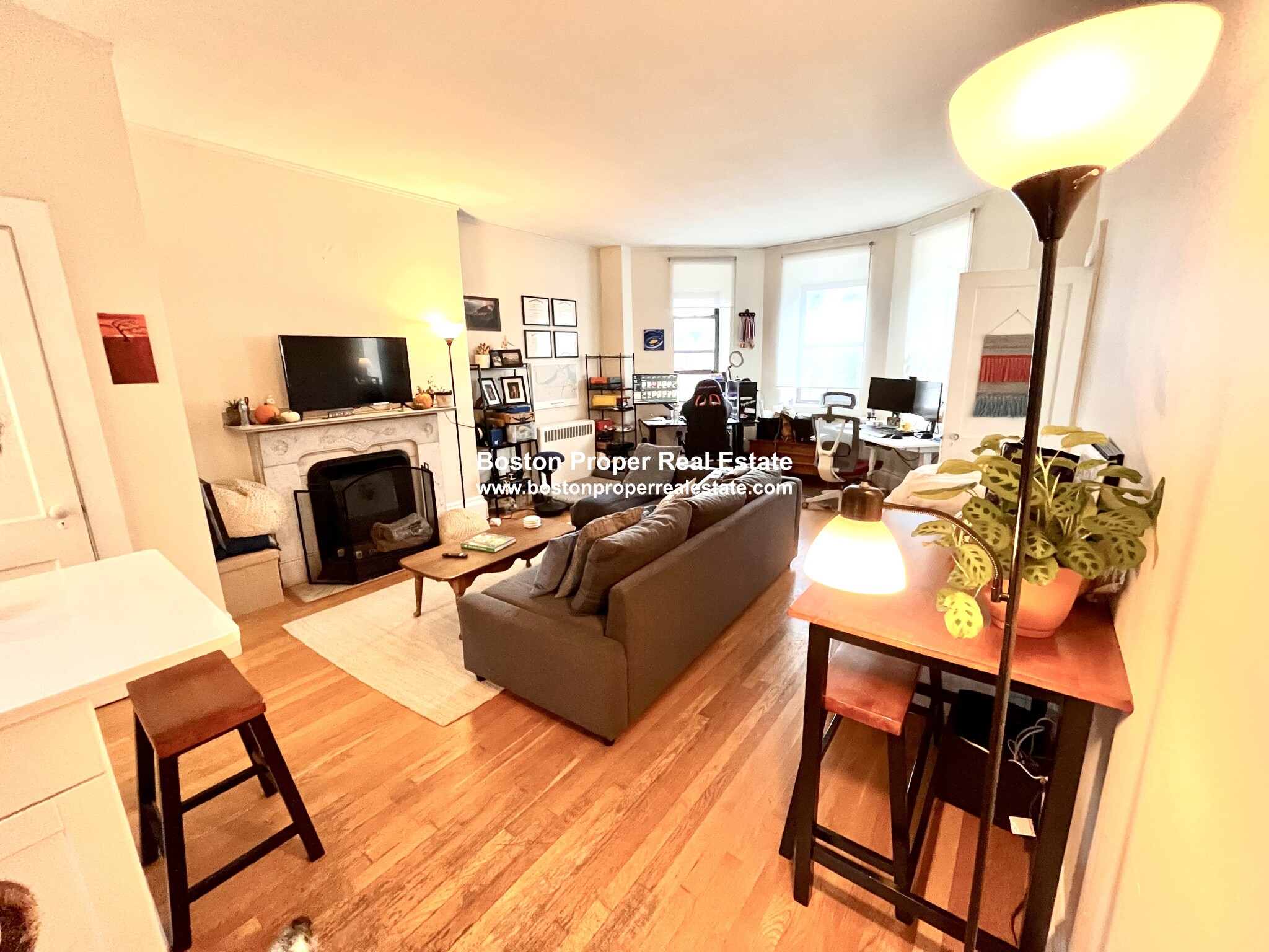 1 bed, 1 bath apartment for rent at 177 Marlborough St Unit 10, Back Bay — photo 2 of 9