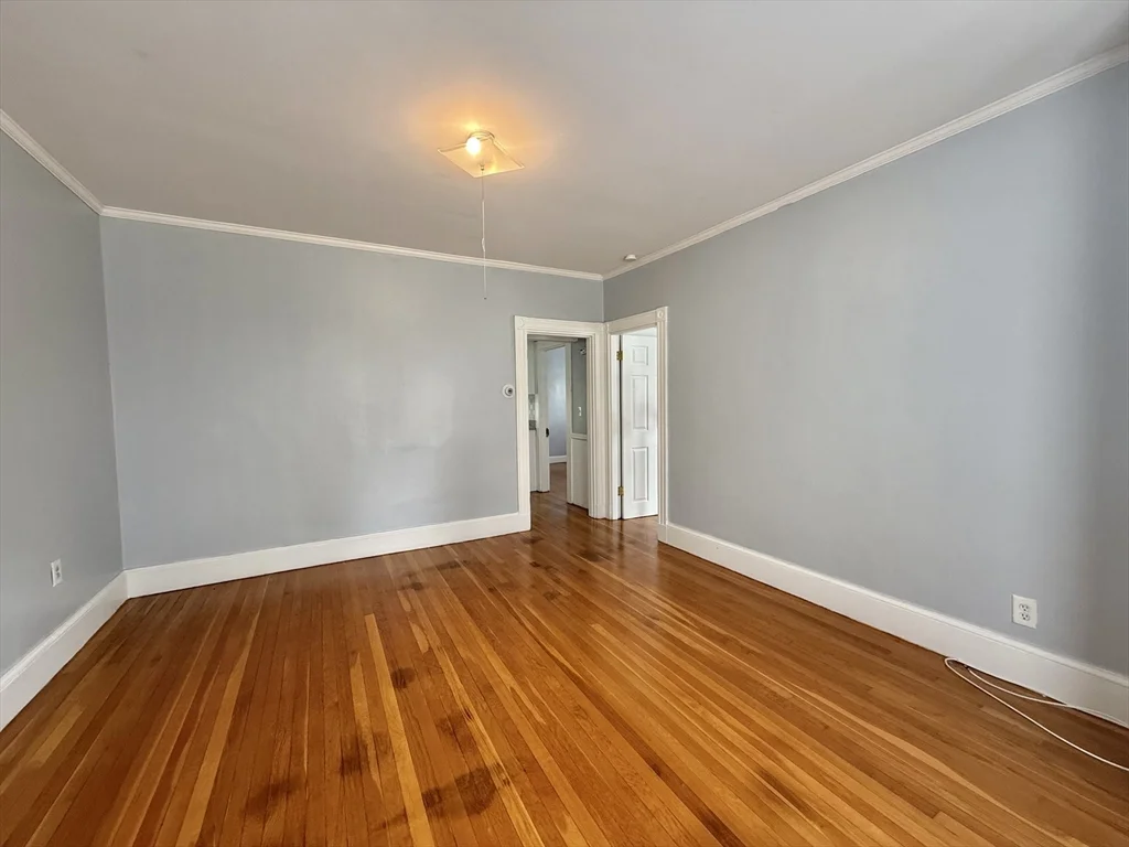 87 Glendower Rd, Roslindale