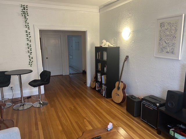 53 Manchester Rd, North Brookline