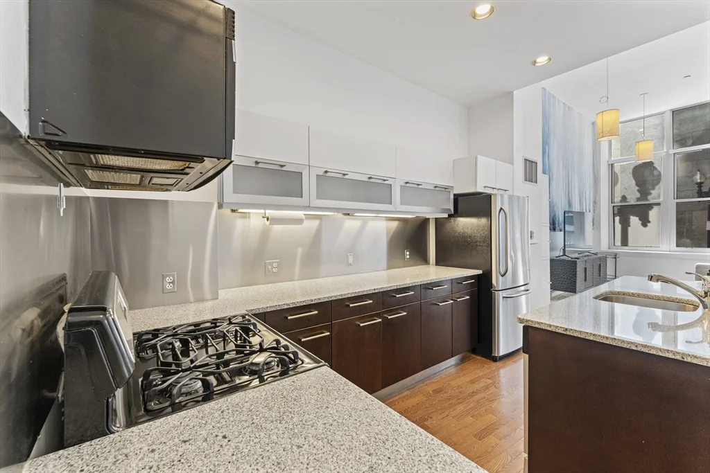 88 Kingston St, Midtown