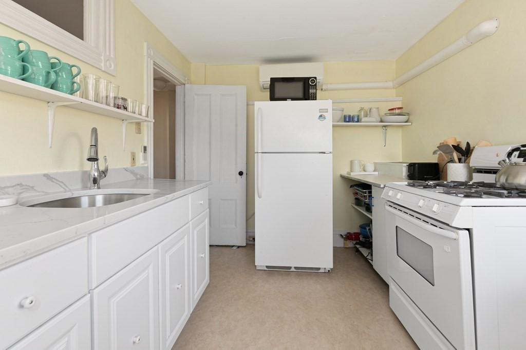 74 Buckingham, Harvard Square