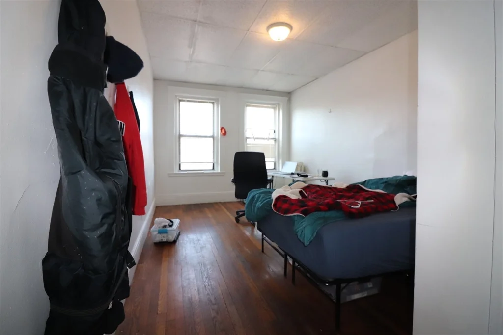 238 Hemenway St, Fenway