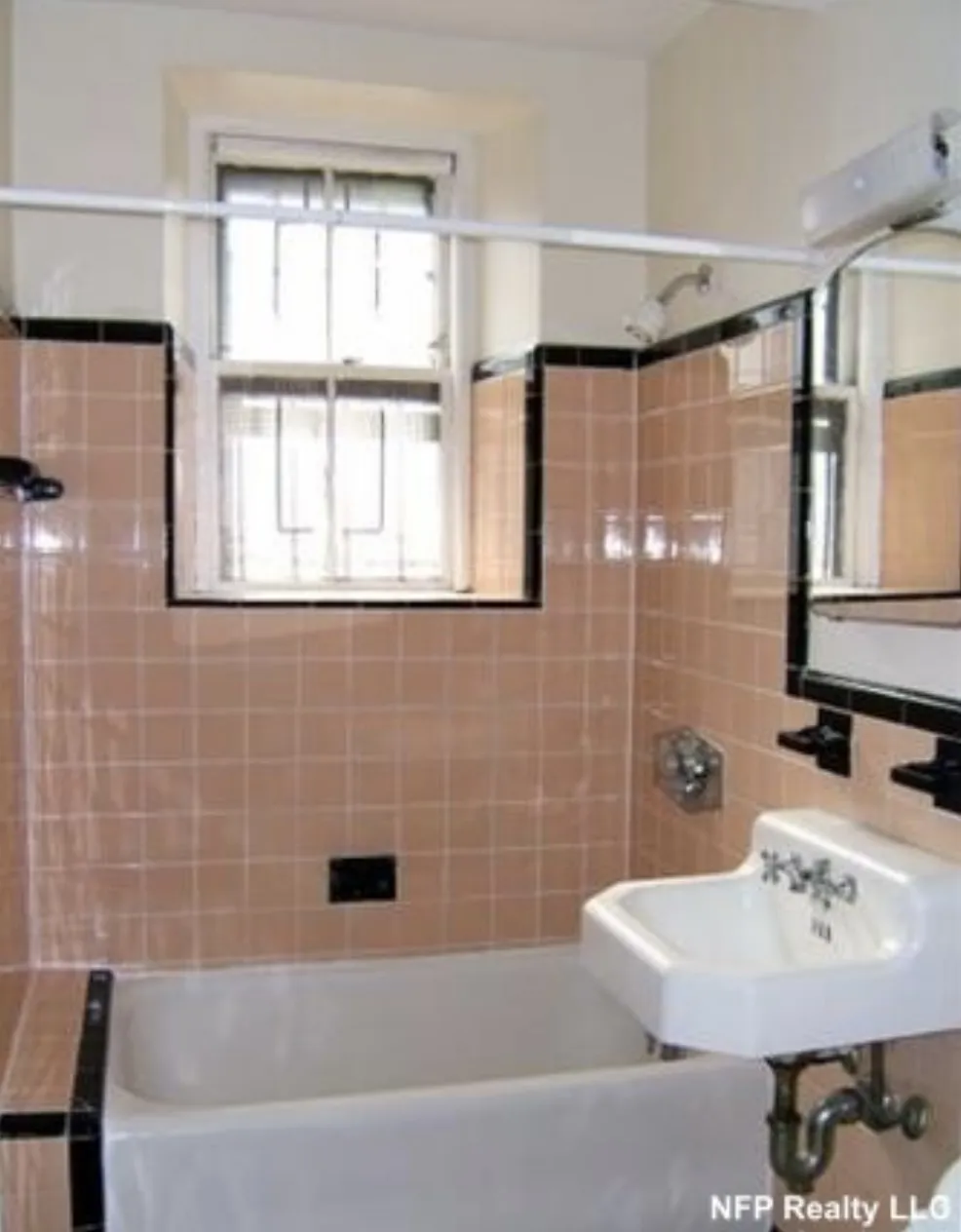 1064 Beacon St, Longwood