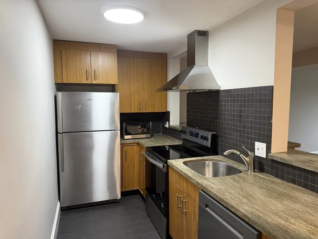 287 Harvard St, Mid-Cambridge