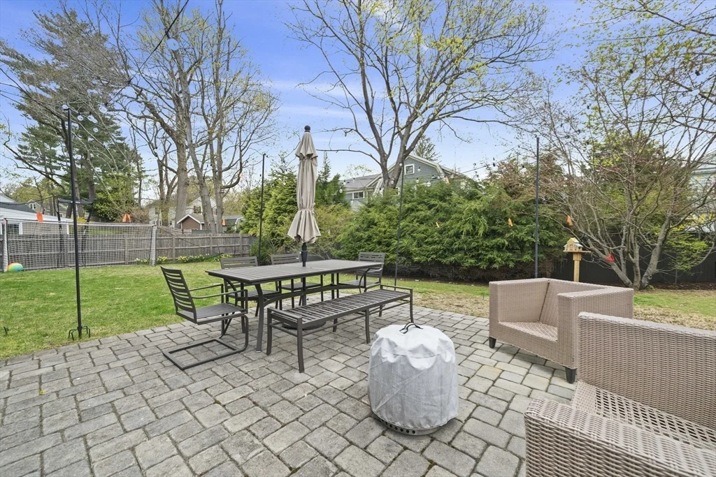 11 Woodhaven Rd, Waban