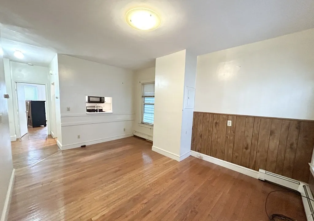 96 East Cottage, Boston