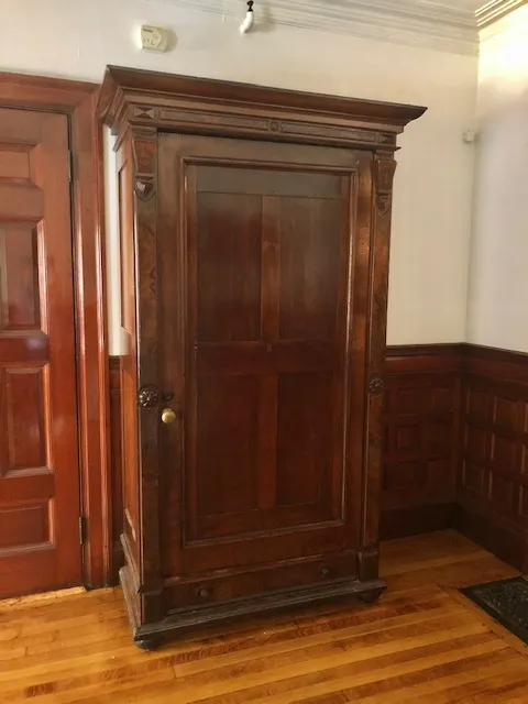 1061 Beacon St, Longwood