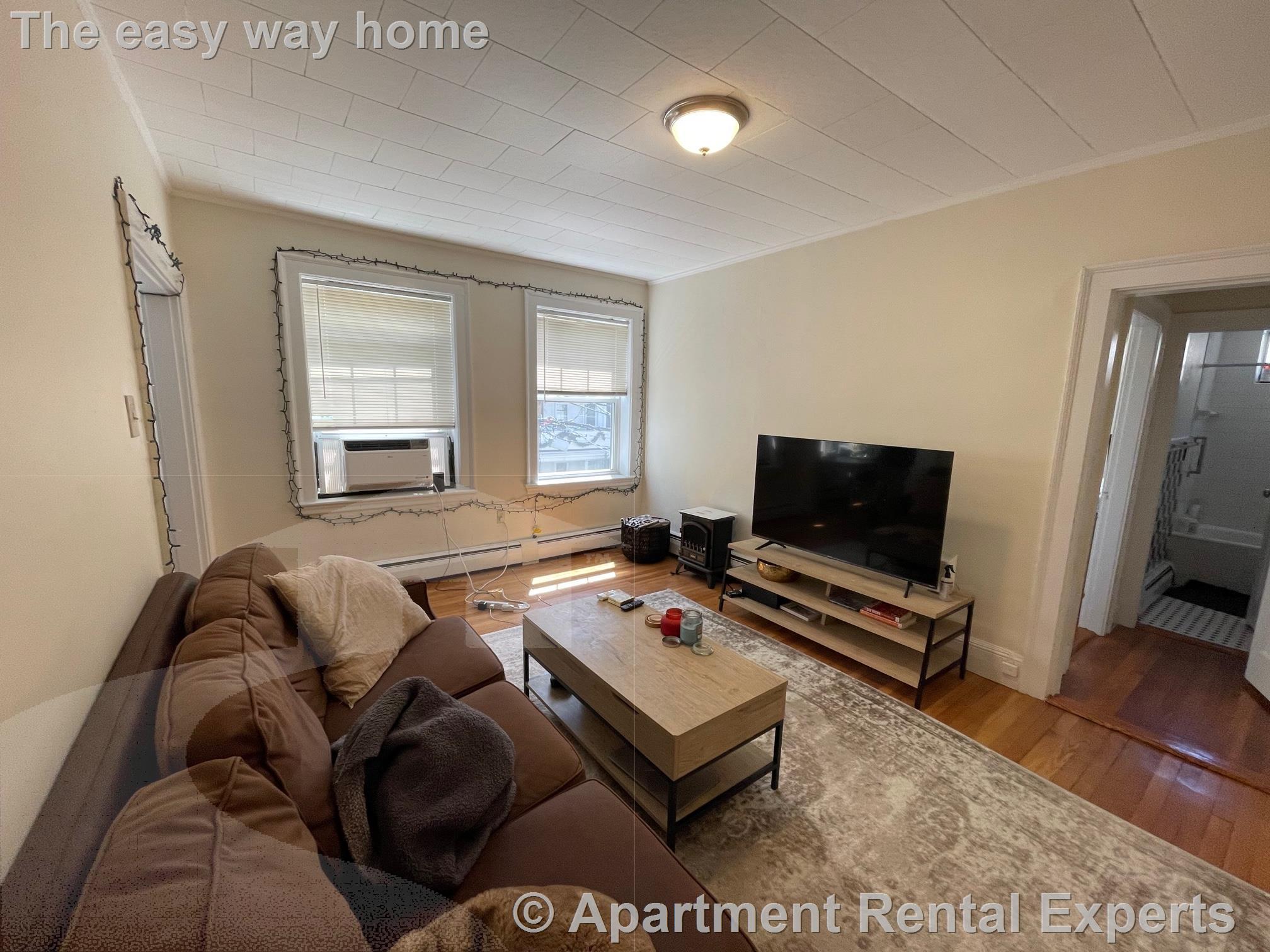 36 College Ave, Davis Square