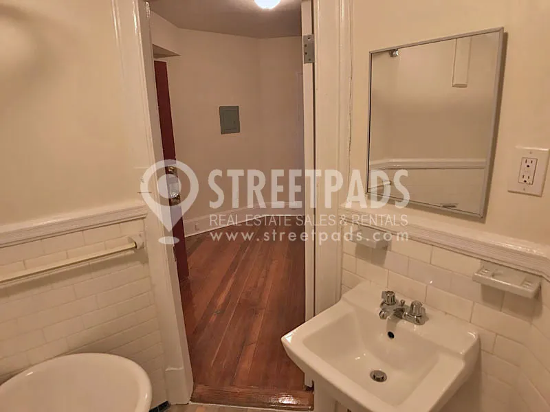 885 Massachusetts Ave, Central Square