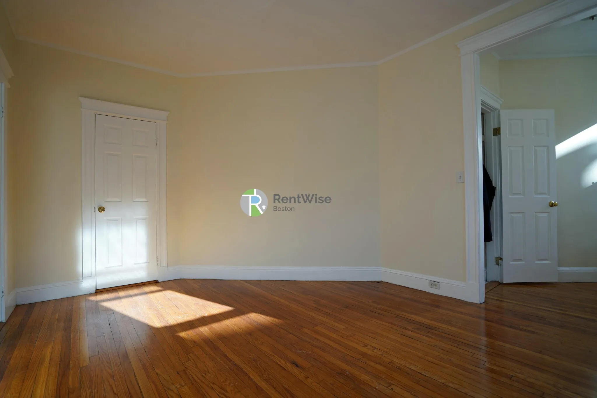 1846 Commonwealth Ave, Brighton