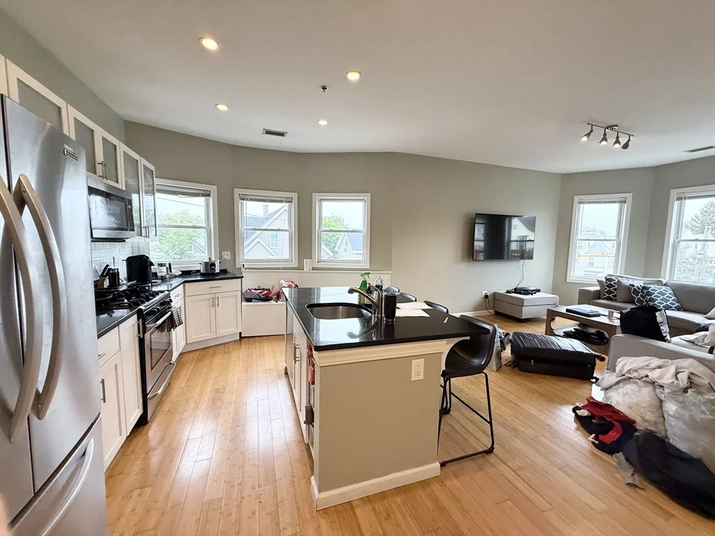 110 Chester St, Allston