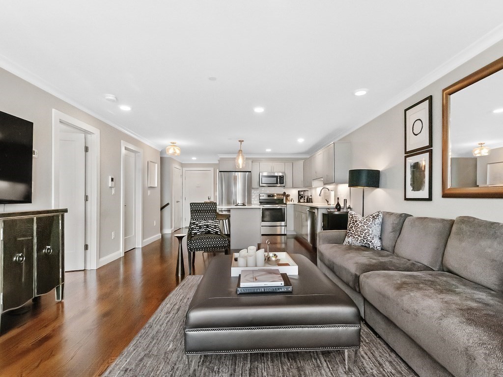 1789 Centre St, West Roxbury